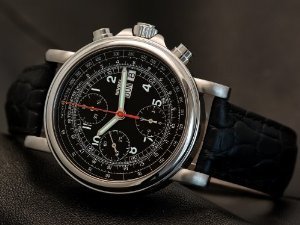 尼芙爾霧氣維修手表進(jìn)水