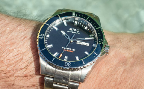 美度手表帶多少錢一條(美度手表表玻璃保養)