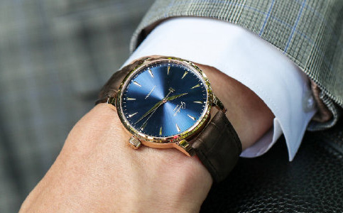 佛山格拉蘇蒂服務中心（格拉蘇蒂手表表蒙起霧）