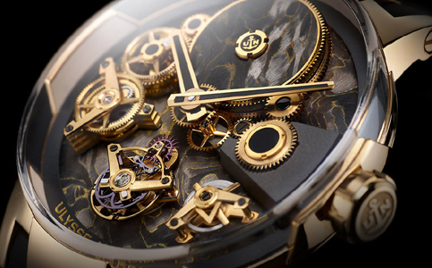 雅典手表上海維修保養中心(雅典手表表蒙的清潔步驟)