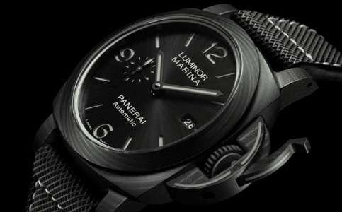 天津沛納海維修中心(沛納海清潔表帶)