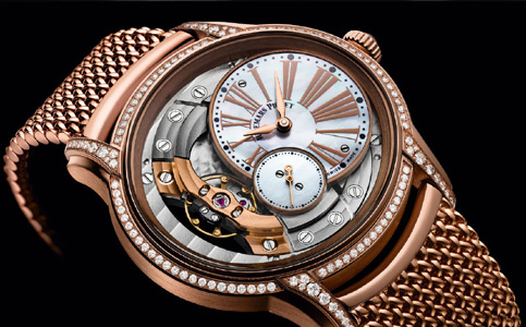 愛彼售后電話（愛彼表盤玻璃碎了維修多少錢）