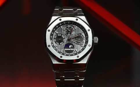 愛彼手表售后電話查詢(解決愛彼手表表帶過短問題)