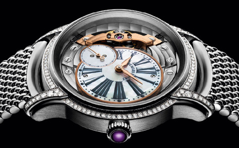 愛彼手表售后維修服務(wù)中心（愛彼手表表蒙蒙上了一層霧氣）