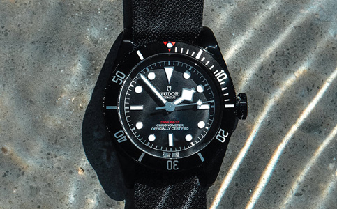 帝舵手表售后網(wǎng)點（如何解決帝舵手表上的劃痕）