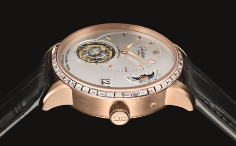 格拉蘇蒂手表售后客服電話（解決格拉蘇蒂手表表殼生銹問(wèn)題）