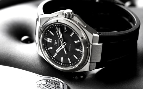 萬國手表售后服務(wù)維修熱線（萬國手表保養(yǎng)的相關(guān)知識）