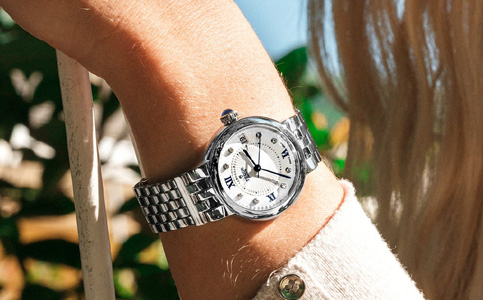 帝舵手表保養(yǎng)一次需要幾天（解決帝舵手表機(jī)芯生銹問(wèn)題）